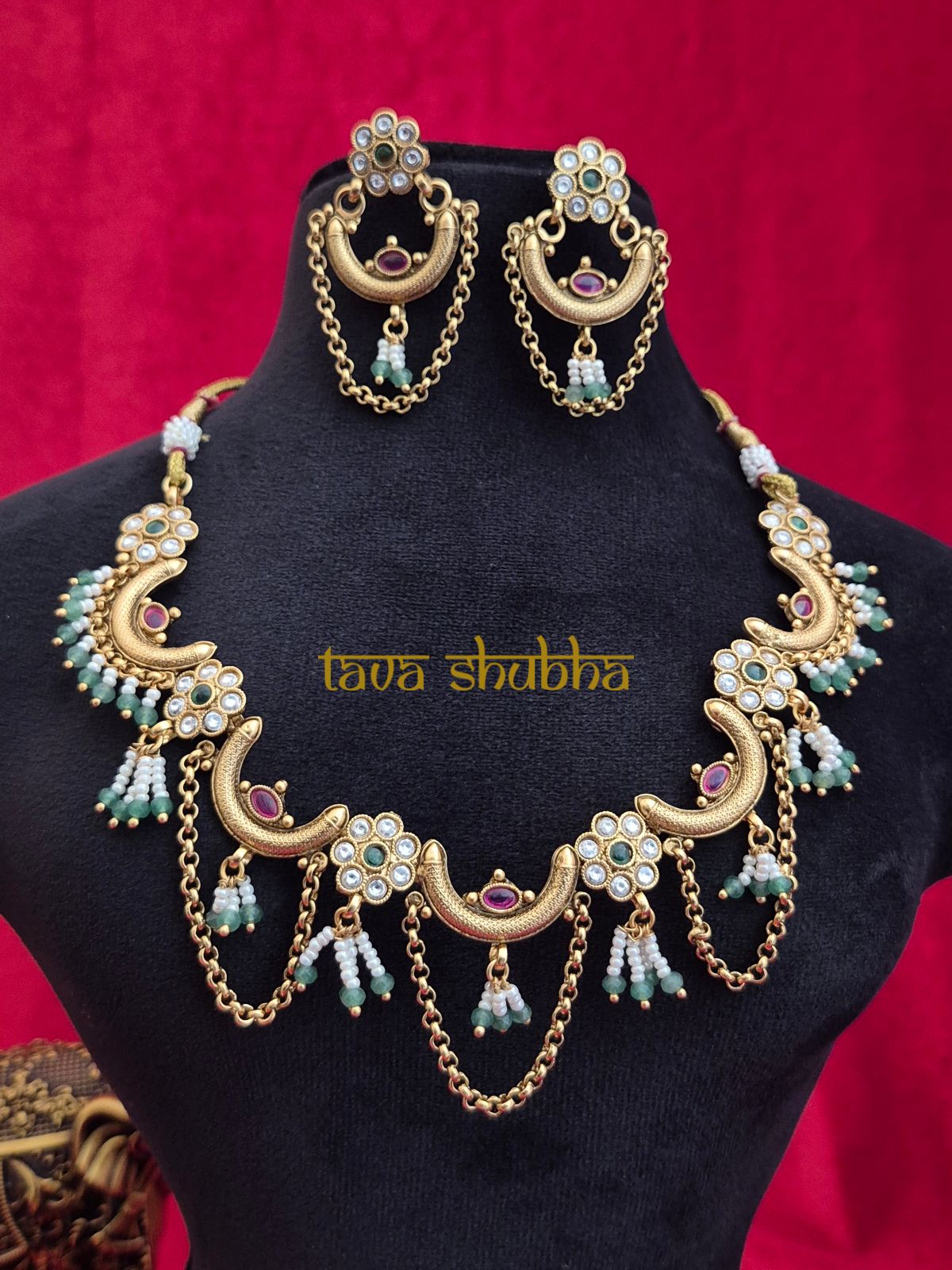 Soma Antique Pearl & Stone-Studded Necklace Set