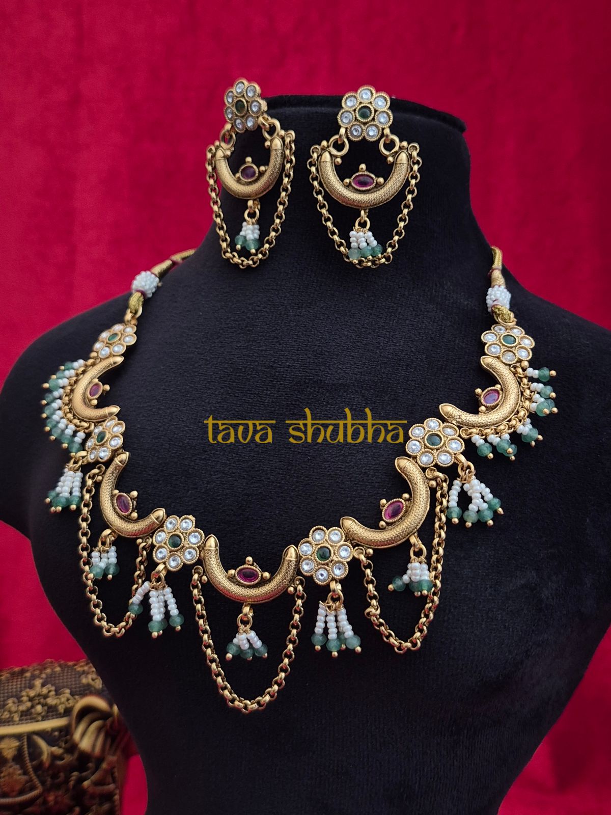 Soma Antique Pearl & Stone-Studded Necklace Set